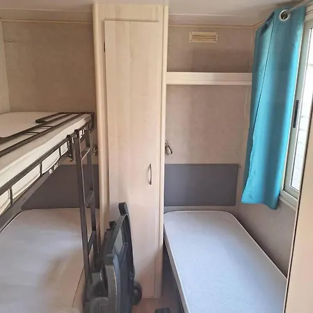 Comfortable Campsite-chalet G10 Tuscany Near Sea 샬레 비아레지오